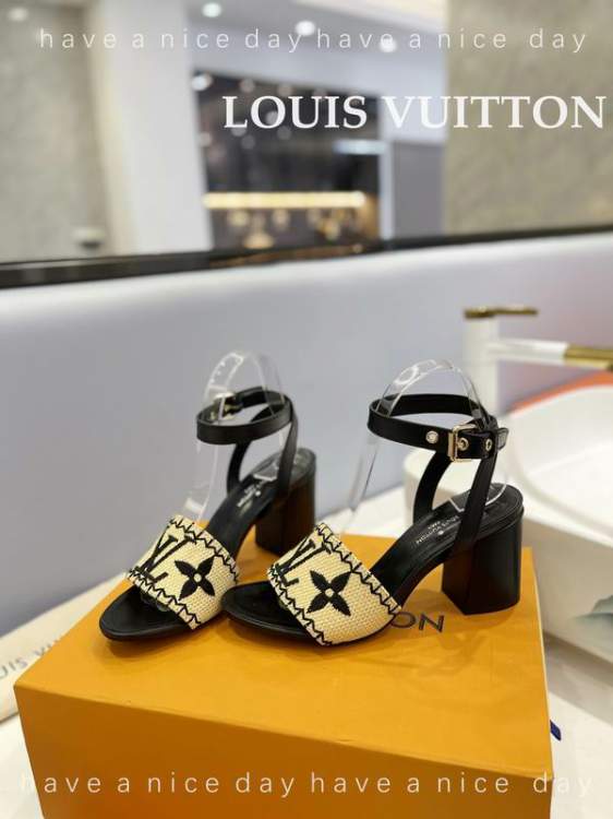 Picture of Louis Vuitton Shoes _SKULVsz34-42713538.5cmmnf0316